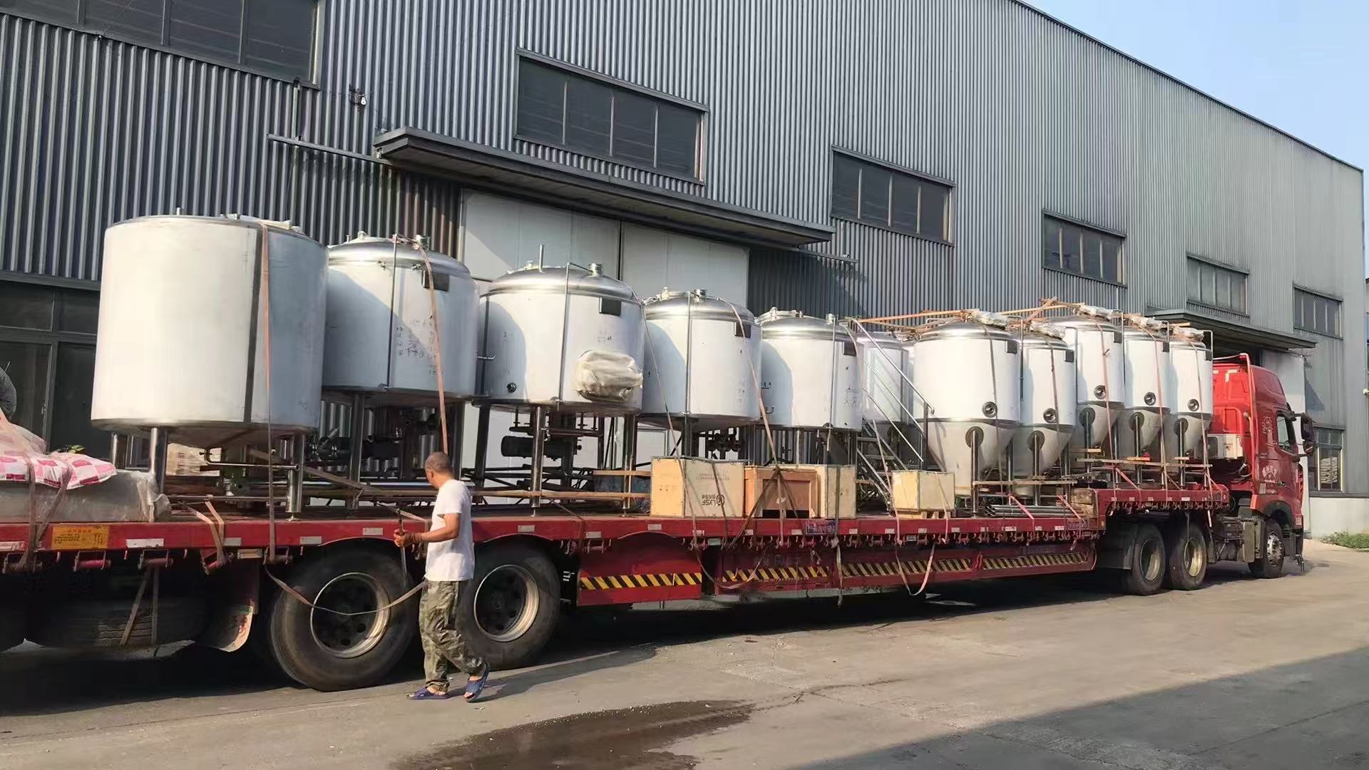 徐汇精酿啤酒设备厂—中小型精酿啤酒厂提供服务